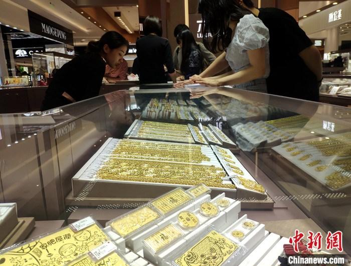 上半年中国黄金消费量大幅反弹69.21%